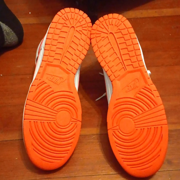 NEW NIKE DUNK RETRO HIGH 'WHITE PICANTE RED' SZ 10 - Picture 8 of 8